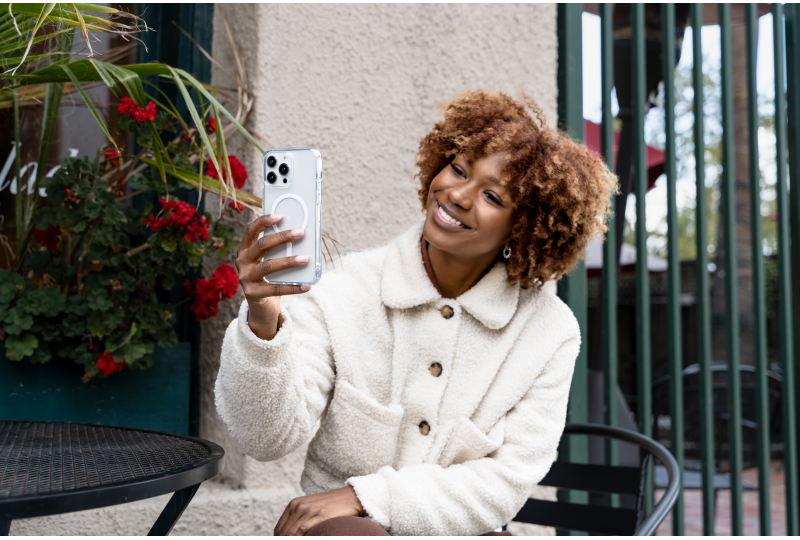 Чехол-накладка uBear Real Mag Case для iPhone 15 Pro, поликарбонат, прозрачный