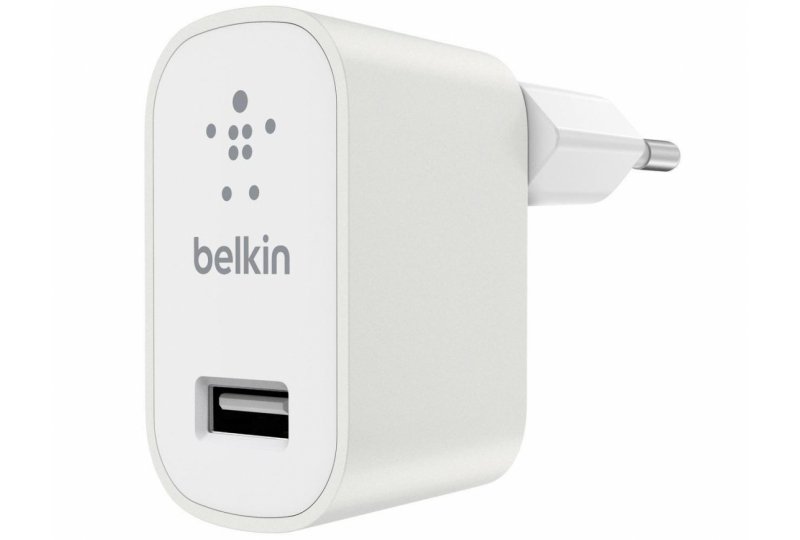 Зарядное устройство Belkin MIXIT Metallic Home Charger 2,4 A белое